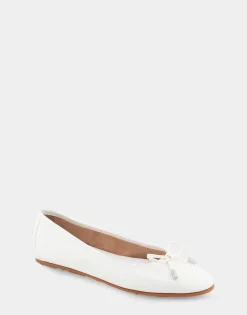 Comfortable Women's Ballet Flat in White Patent Faux Leather