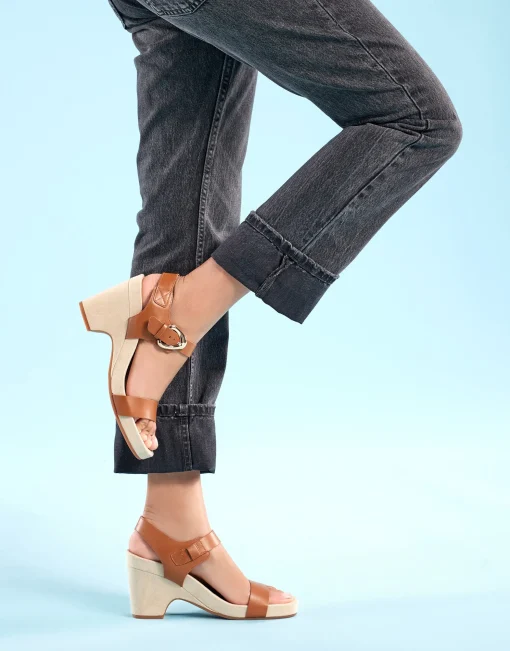 Comfortable Women's Buckled Footbed Wedge Sandal in Tan Leather