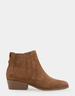 Comfortable Women's Covered Gore Western Ankle Bootie in Tobacco Suede