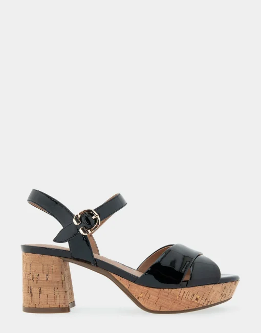 Comfortable Women's Crisscross Platform Sandal in Black Patent Faux Leather