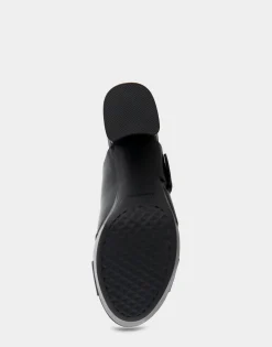 Comfortable Women's Crisscross Platform Slide Sandal in Black Leather