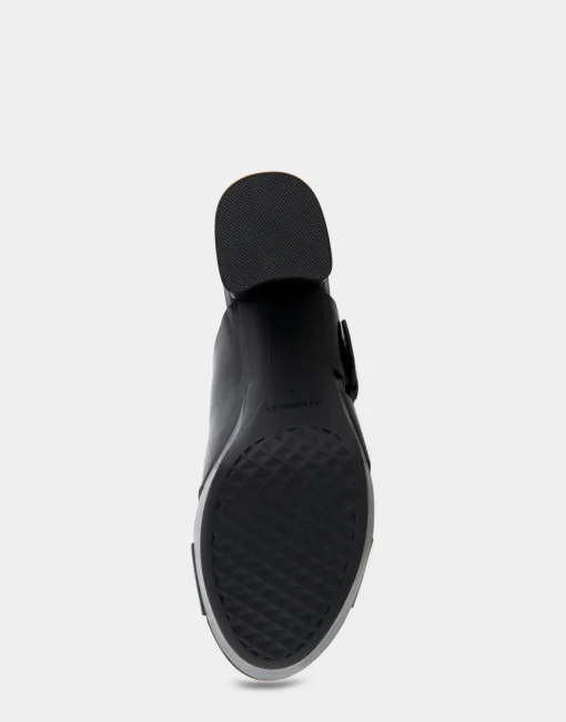 Comfortable Women's Crisscross Platform Slide Sandal in Black Leather