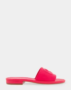 Comfortable Women's Debossed Chain Link Slide Sandal in Virtual Pink Leather