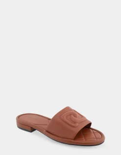 Comfortable Women's Debossed Chain Link Slide Sandal in Gingerbread Leather