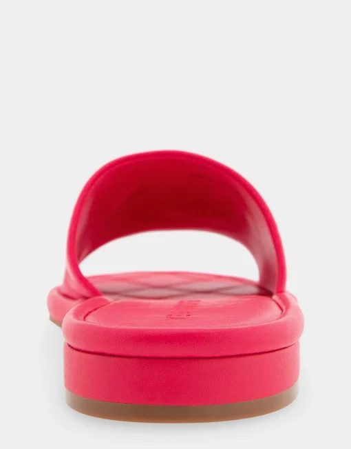 Comfortable Women's Debossed Chain Link Slide Sandal in Virtual Pink Leather