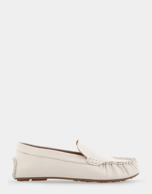 Comfortable Women's Driver in Eggnog Leather