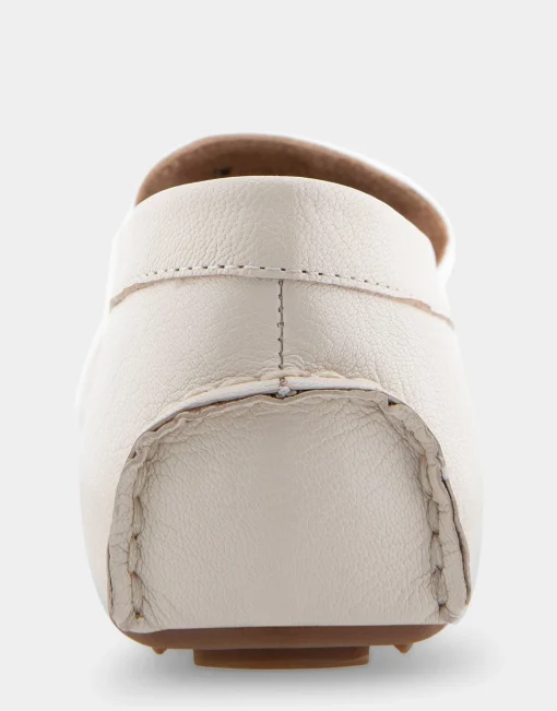 Comfortable Women's Driver in Eggnog Leather
