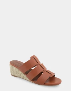 Comfortable Women's Fisherman Mid Wedge Slide in Gingerbread Faux Leather