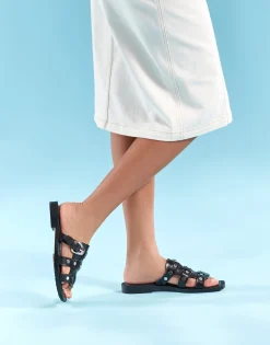 Comfortable Women's Fisherman Flat Slide Sandal in Black Leather
