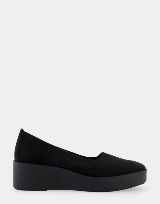 Comfortable Women's Flatform Shoe in Black Stretch Faux Suede