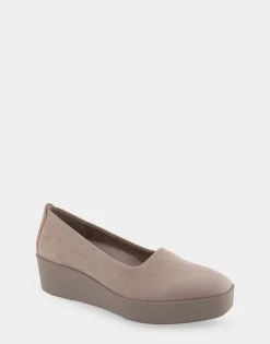 Comfortable Women's Flatform Shoe in Beige Stretch Faux Suede