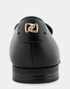 Comfortable Women's Flexible Tailored Clean Loafer in Black Leather