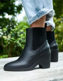Comfortable Women's Gored Sculpted Wedge Crepe Heel Bootie in Black Leather Leather