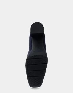 Comfortable Women's Heeled Pump in Navy Stretch Fabric