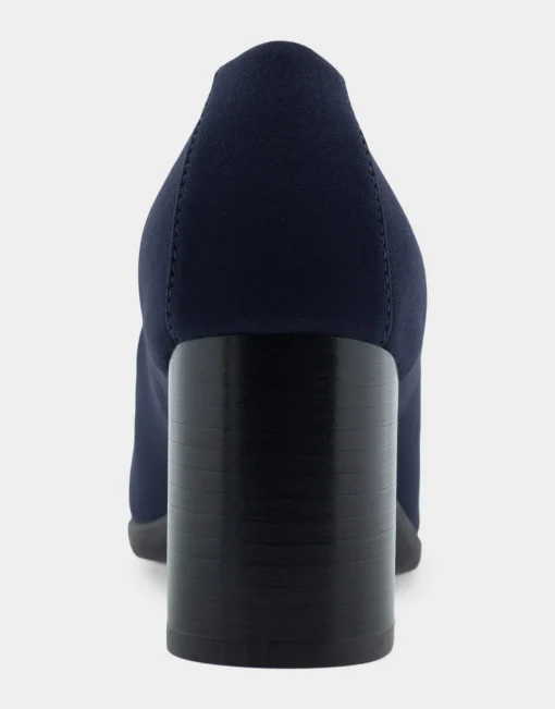 Comfortable Women's Heeled Pump in Navy Stretch Fabric