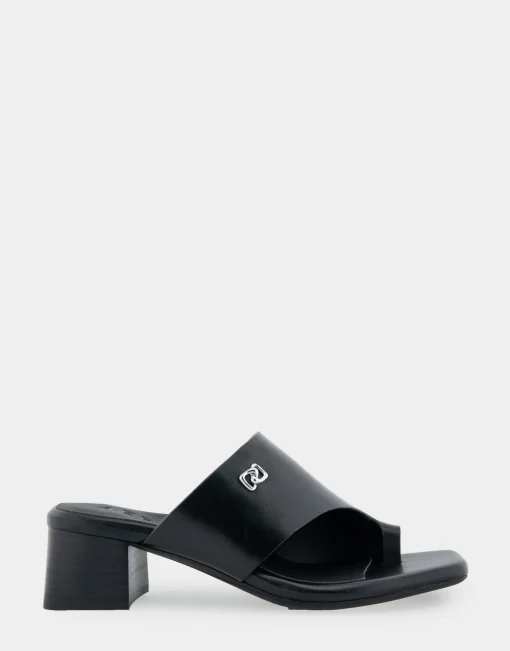 Comfortable Women's Hooded Toe Ring Block Heel Slide Sandal in Black Leather