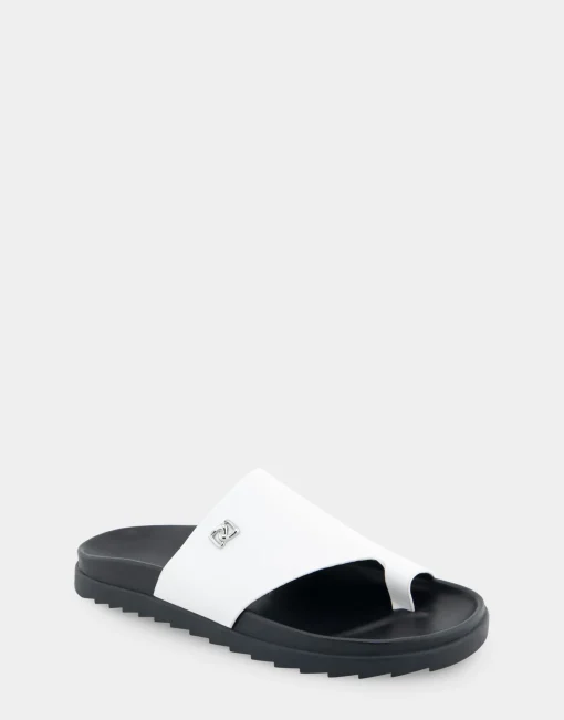 Comfortable Women's Hooded Toe Ring Footbed Sandal in White Leather