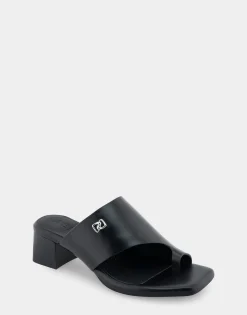 Comfortable Women's Hooded Toe Ring Block Heel Slide Sandal in Black Leather