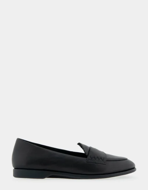 Comfortable Women's Loafer in Black Genuine Leather