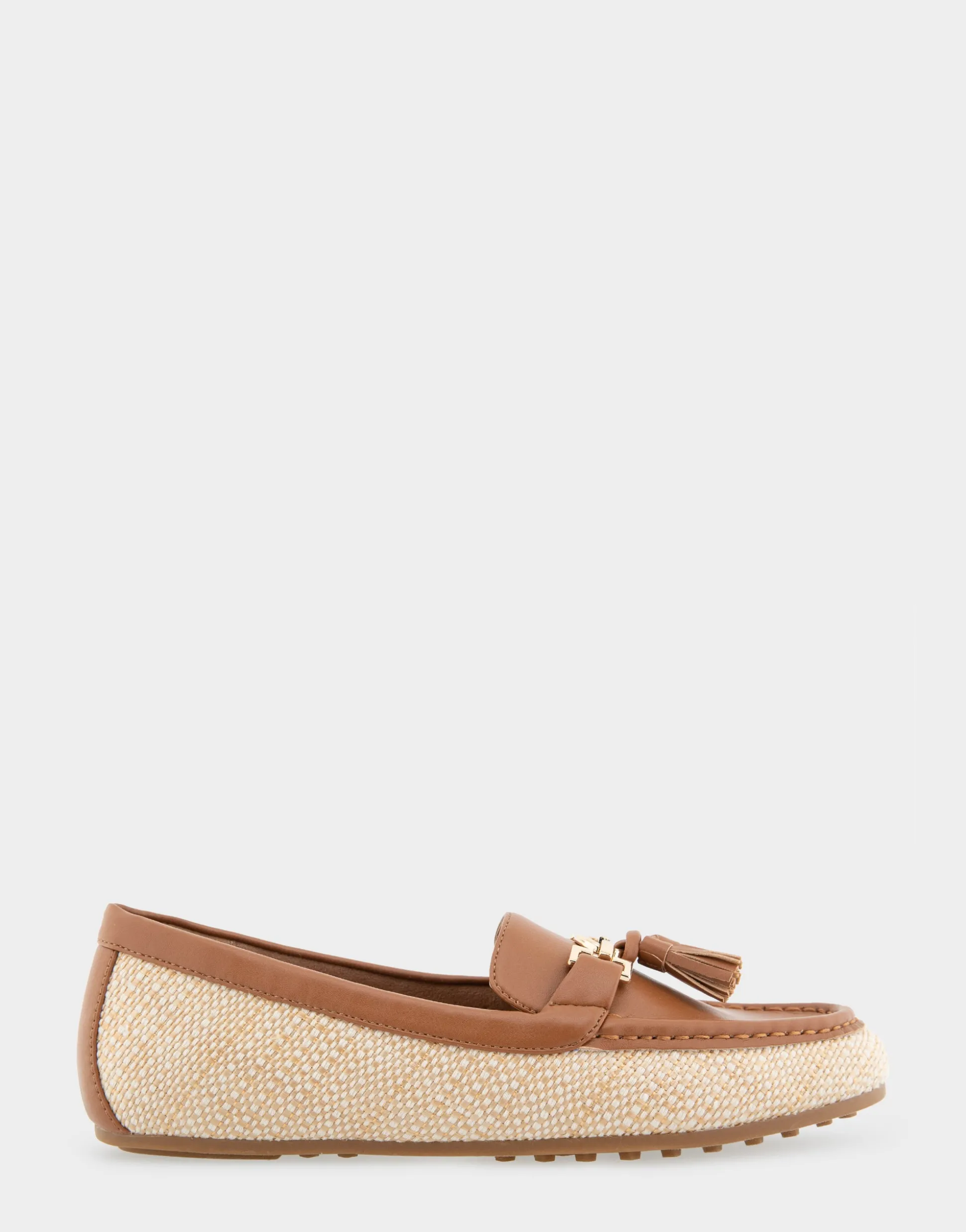 Comfortable Women's Loafer in Natural Raffia