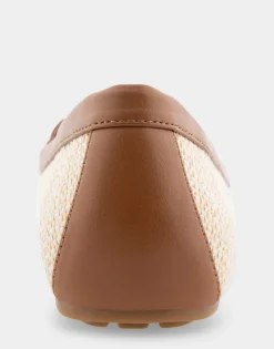 Comfortable Women's Loafer in Natural Raffia