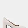 Comfortable Women's Mid-heel Pump in Eggnog Leather