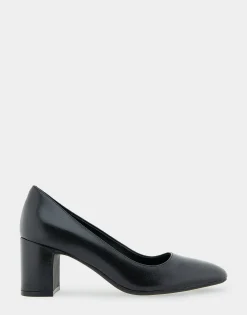 Comfortable Women's Mid-heel Pump in Black Leather