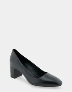 Comfortable Women's Mid-heel Pump in Black Leather
