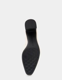 Comfortable Women's Mid-heel Pump in Eggnog Leather