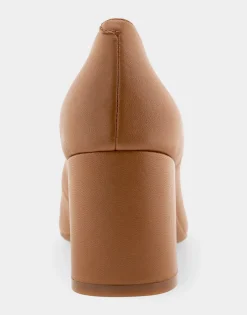 Comfortable Women's Mid-heel Pump in Tan Leather