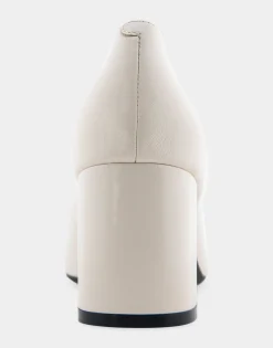 Comfortable Women's Mid-heel Pump in Eggnog Leather