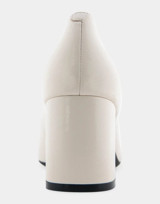 Comfortable Women's Mid-heel Pump in Eggnog Leather