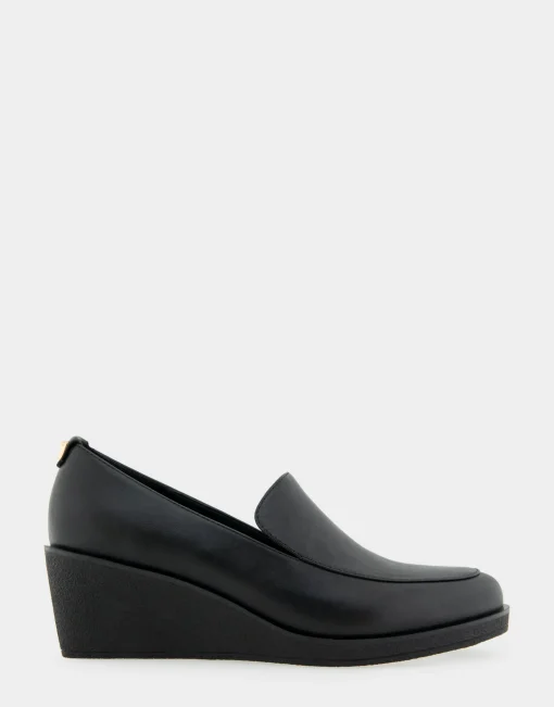 Comfortable Women's Molded Crepe Textured Wedge Loafer in Black Faux Leather