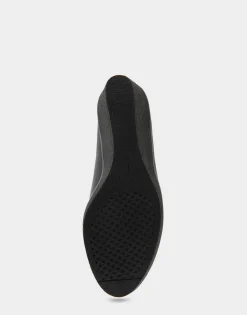 Comfortable Women's Molded Crepe Textured Wedge Loafer in Black Faux Leather
