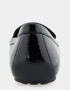 Comfortable Women's Ornamented Loafer in Black Crinkled Patent Faux Leather Patent Faux Leather