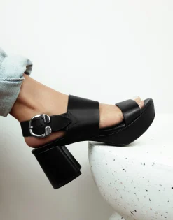 Comfortable Women's Platform Sandal in Black Leather