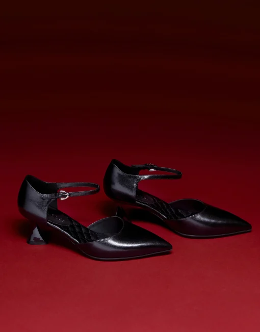 Comfortable Women's Point Toe Two Piece Statement Heel Pump in Black Leather