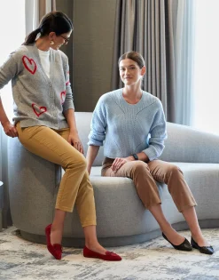 Comfortable Women's Point Toe Flat in Black Leather