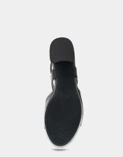 Comfortable Women's Quarter Strap Platform Sandal in Black Patent Faux Leather