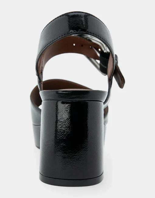 Comfortable Women's Quarter Strap Platform Sandal in Black Patent Faux Leather