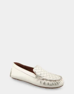 Comfortable Women's Quilted Plug Driver Moc in Soft Gold Leather Leather