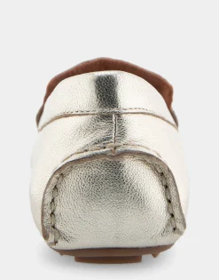 Comfortable Women's Quilted Plug Driver Moc in Soft Gold Leather Leather
