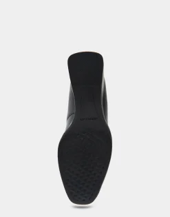 Comfortable Women's Sculpted Wedge Pump in Black Leather