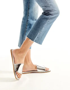 Comfortable Women's Single Band Slide Sandal in Silver Mirror Metallic Leather