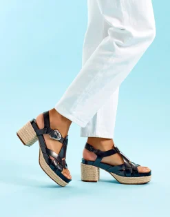 Comfortable Women's Strappy Molded Footbed Platform Sandal in Black Leather