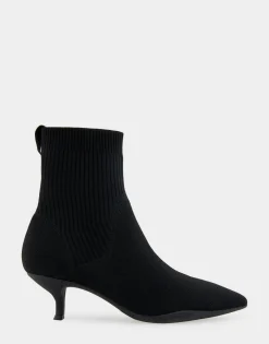 Comfortable Women's Stretch Knit Point Toe Molded Outsole Kitten Heel Bootie in Black Knit Stretch Flyknit Fabric