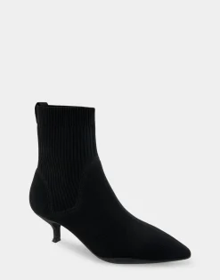 Comfortable Women's Stretch Knit Point Toe Molded Outsole Kitten Heel Bootie in Black Knit Stretch Flyknit Fabric