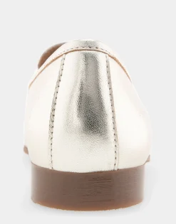 Comfortable Women's Tailored Loafer in Soft Gold Leather