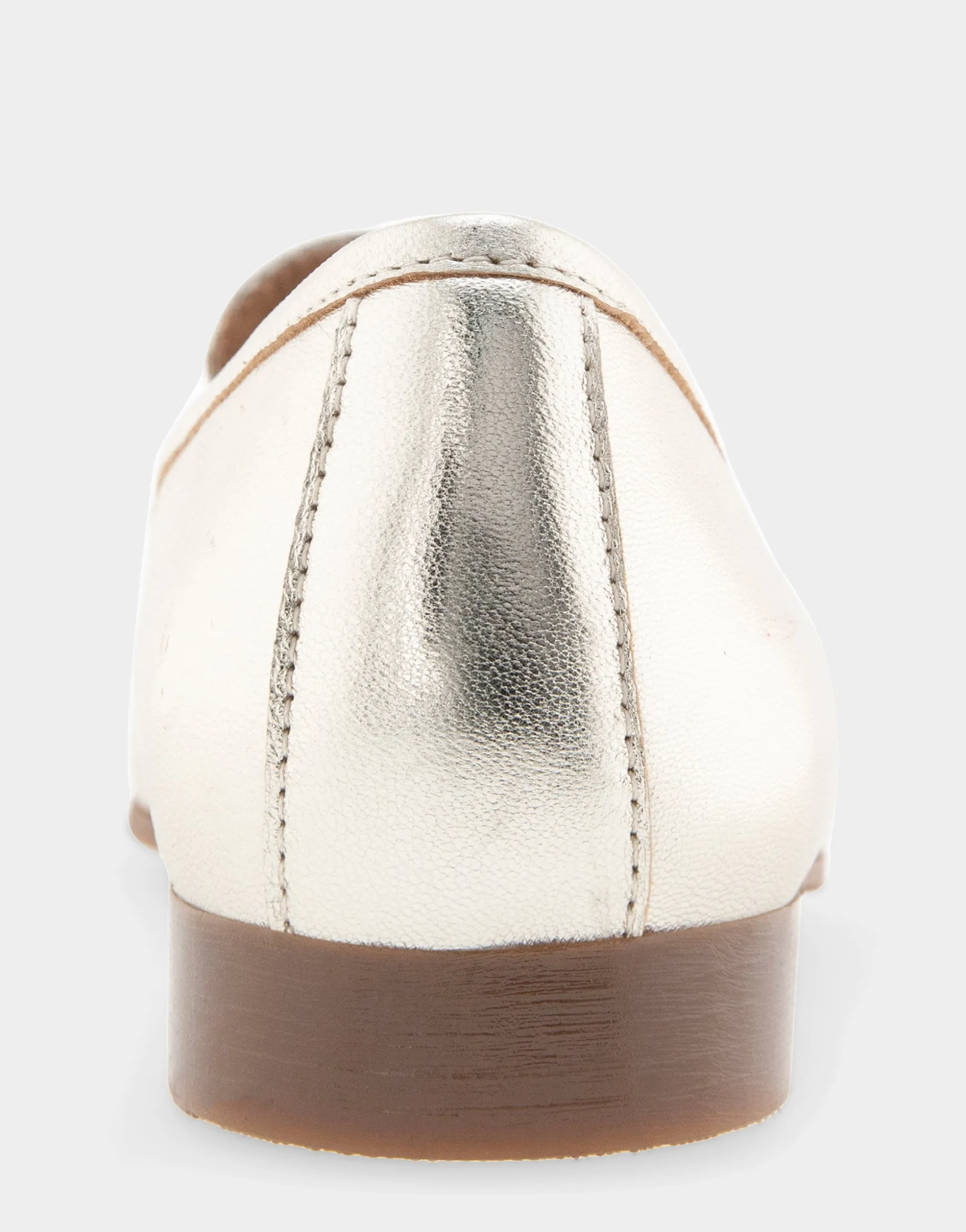 Comfortable Women's Tailored Loafer in Soft Gold Leather