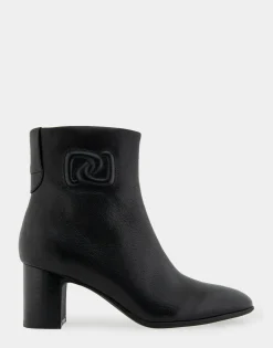 Comfortable Women's Tapered Toe Covered Heel Bootie in Black Leather